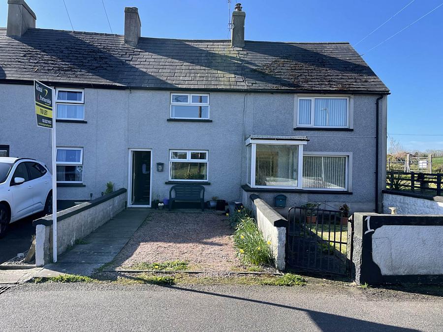 2 North Row, Larne, BT40 2SR