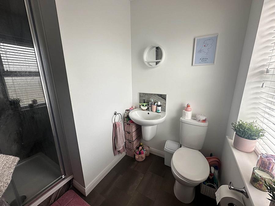 153 Blackthorn Rise
