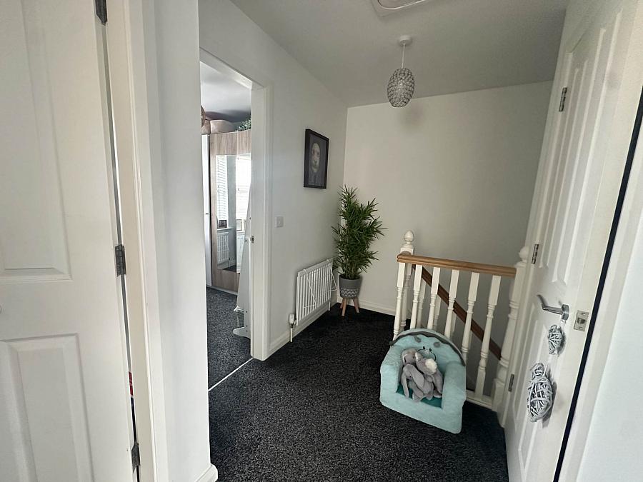 153 Blackthorn Rise
