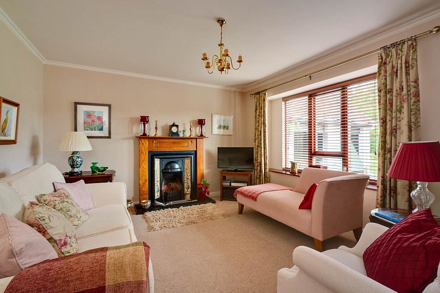 1 Cairnbeg Park