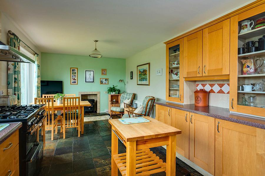 1 Cairnbeg Park