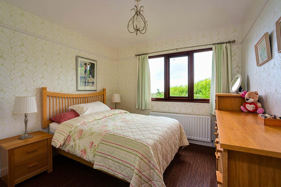 1 Cairnbeg Park