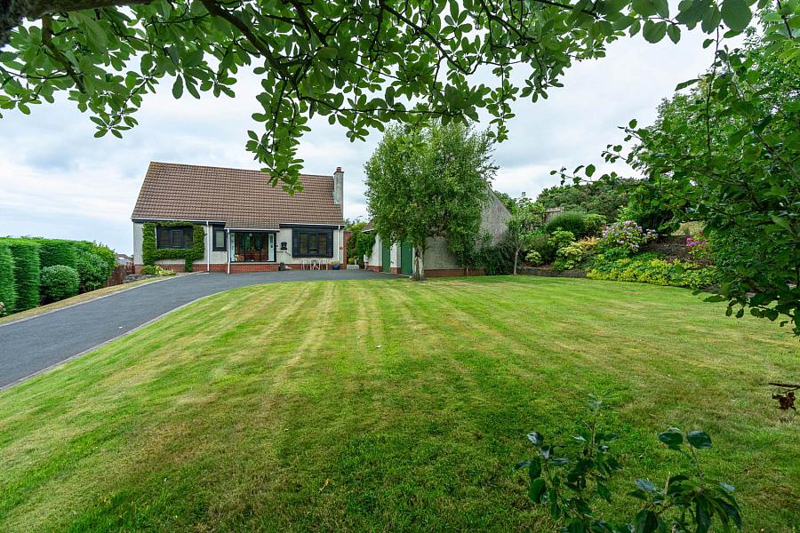1 Cairnbeg Park