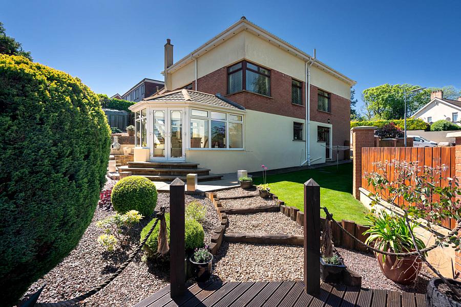 1 Inverbeg Court