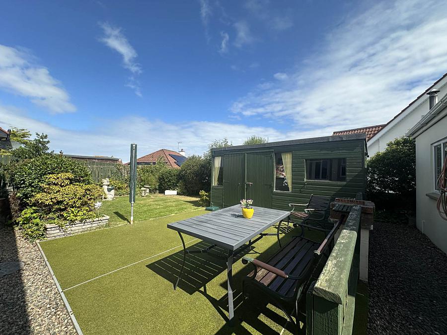 74 Croft Manor