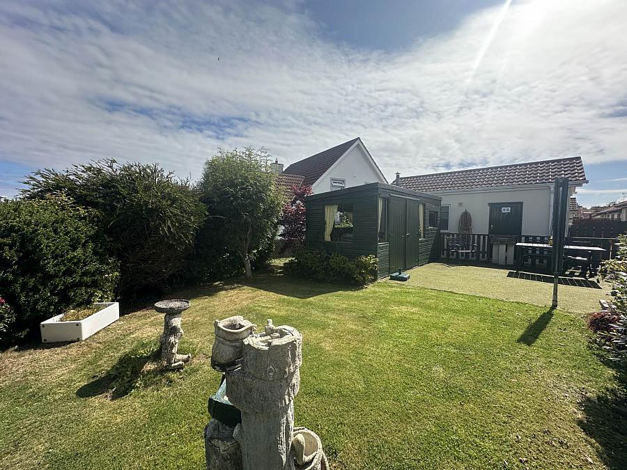 74 Croft Manor