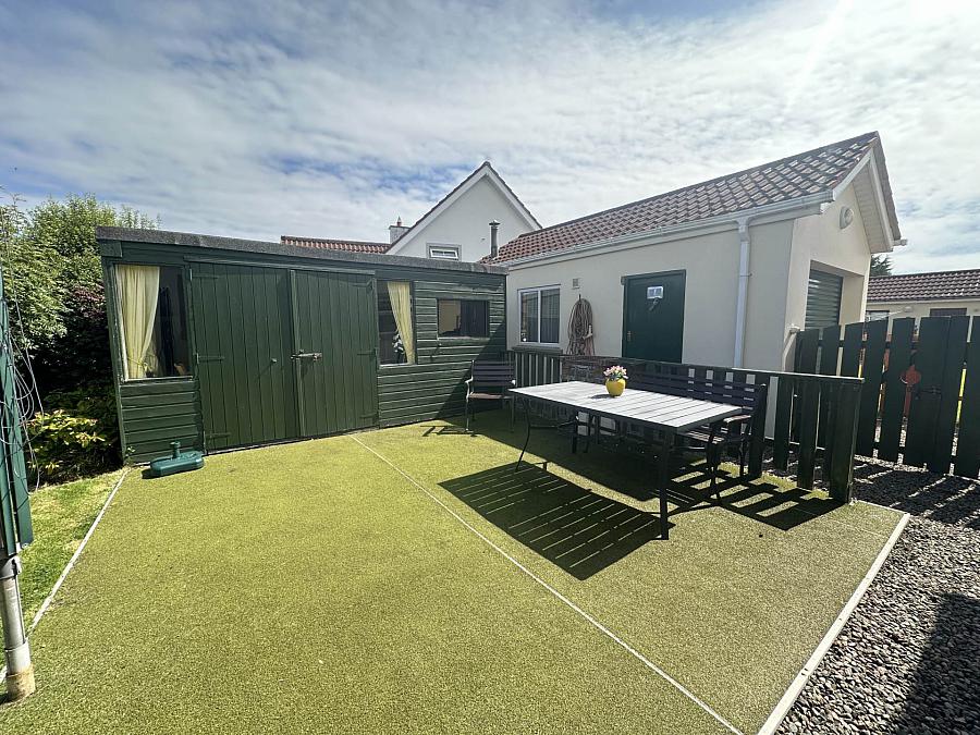 74 Croft Manor