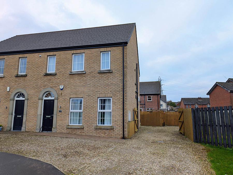 26 Cloverbrook, Larne, BT40 2UP