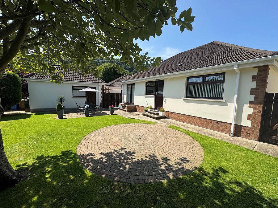 12 Craiganboy Park
