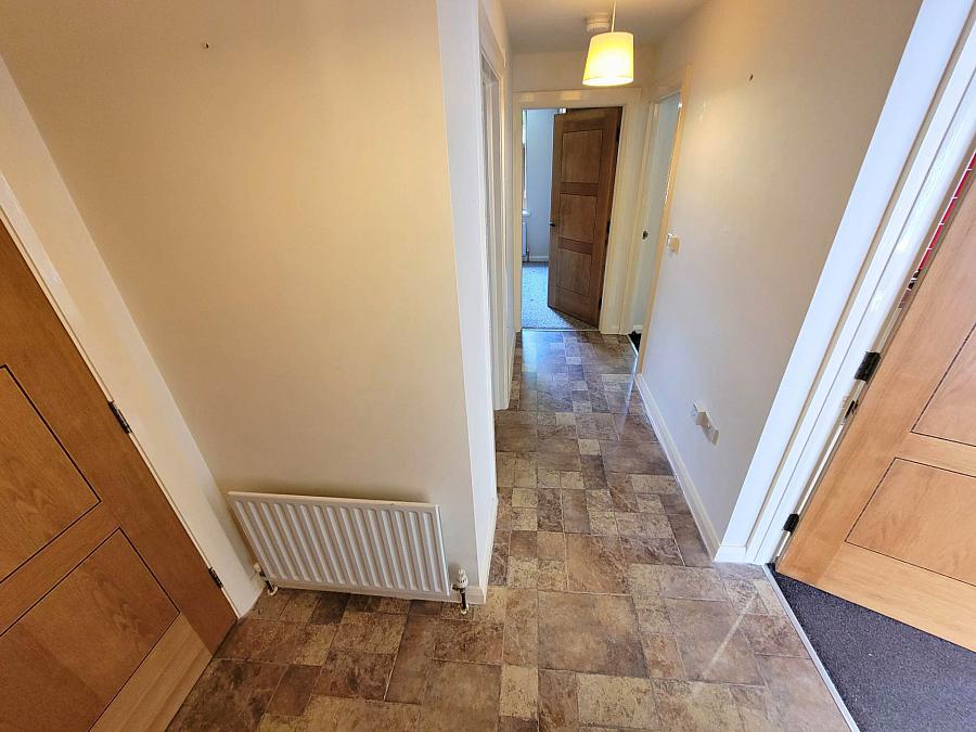 16 Loran Glen