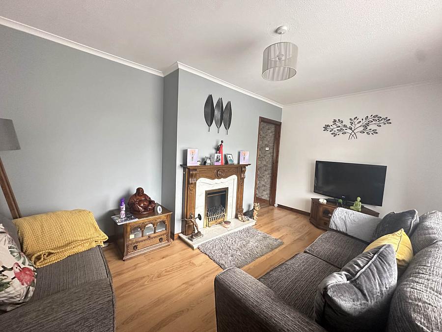16 Ardclinis Gardens