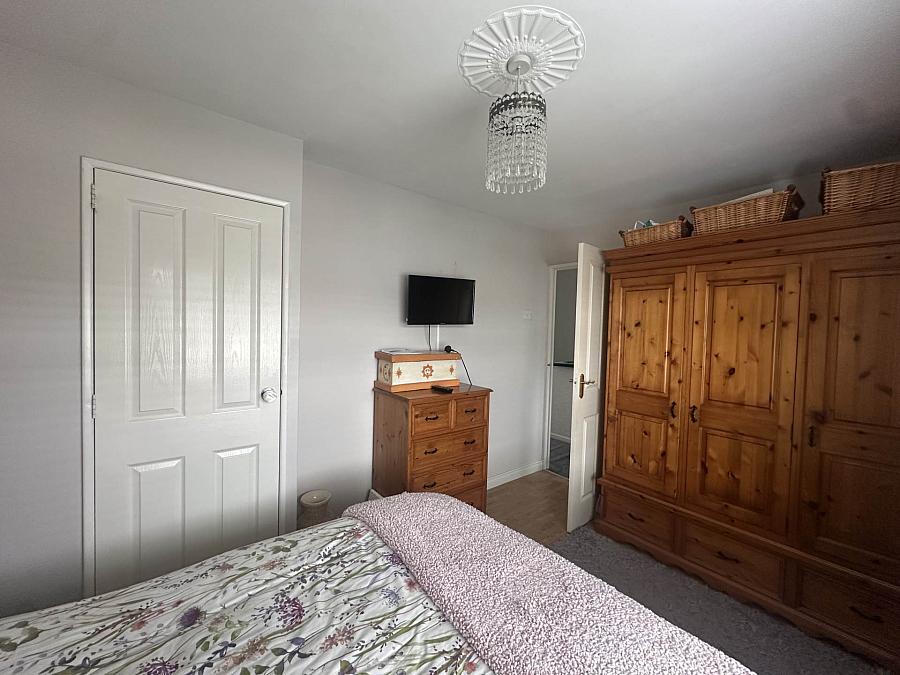 16 Ardclinis Gardens