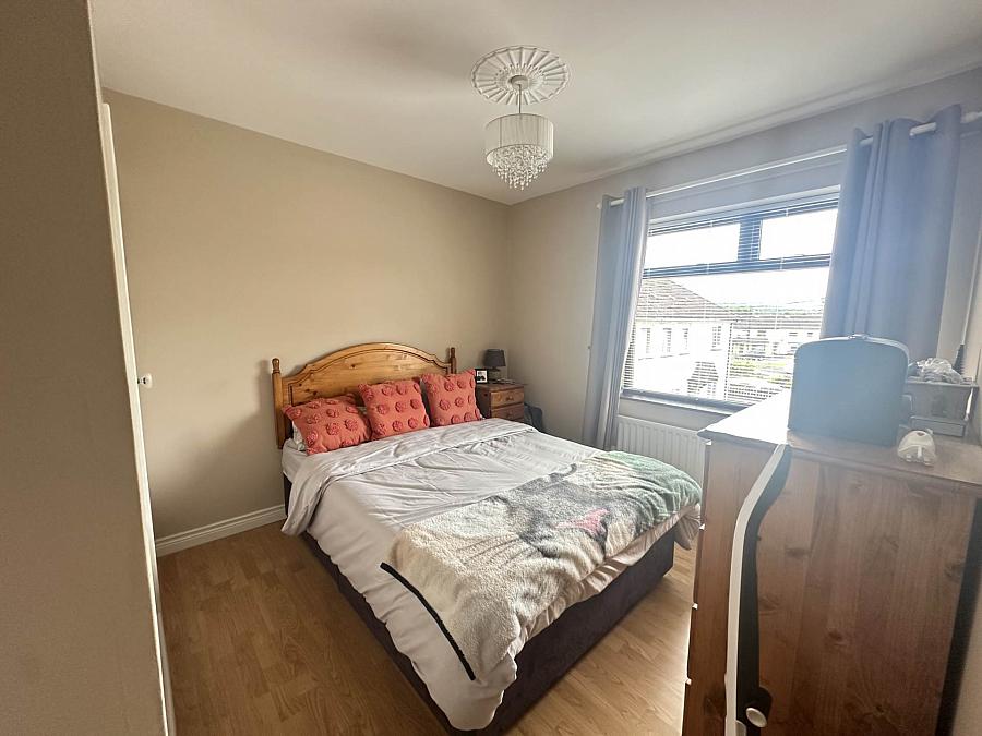16 Ardclinis Gardens