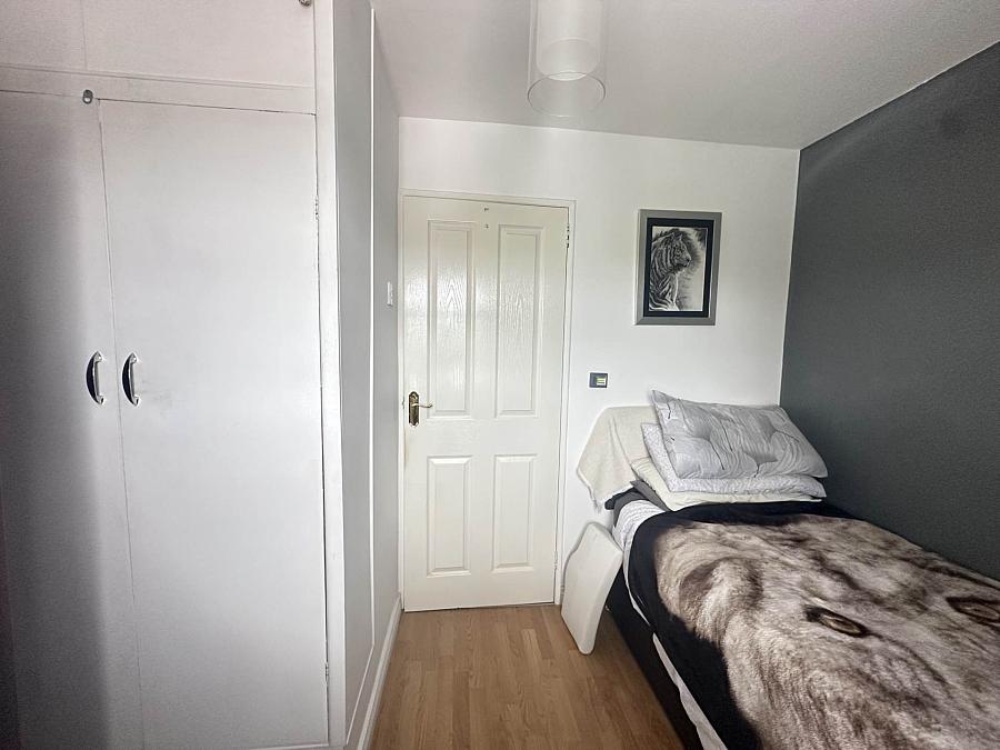 16 Ardclinis Gardens