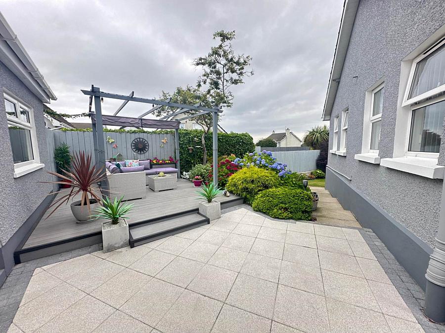 10 Manse Field Park