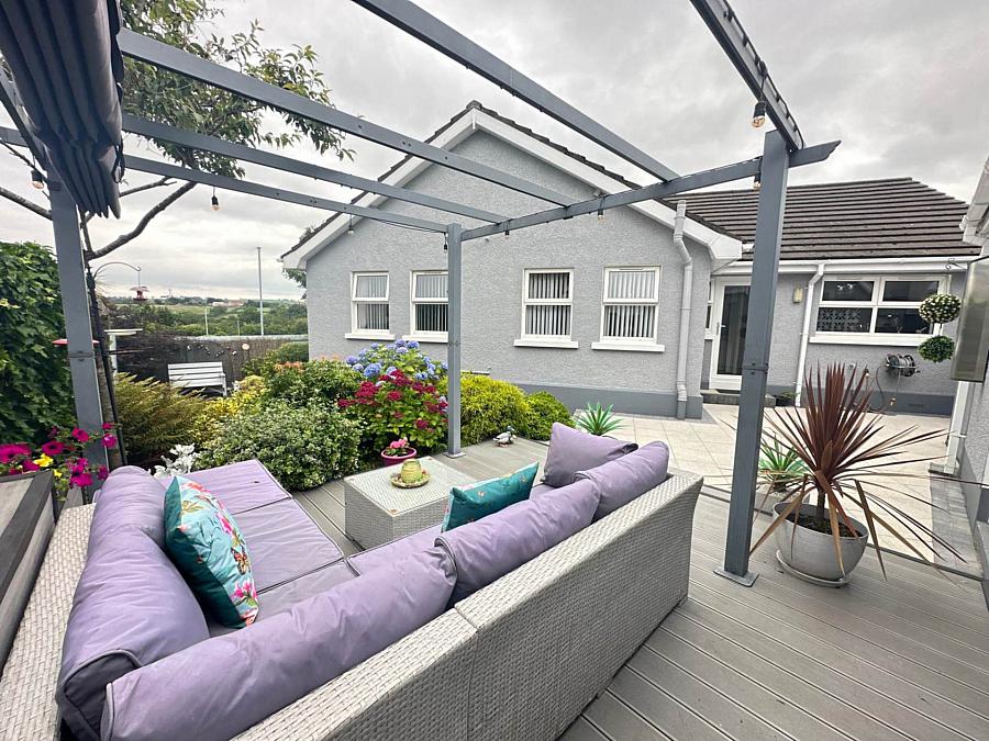 10 Manse Field Park