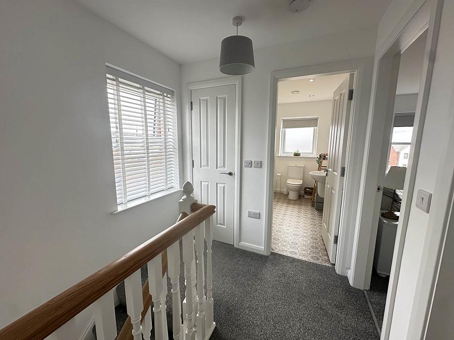 83 Blackthorn Rise