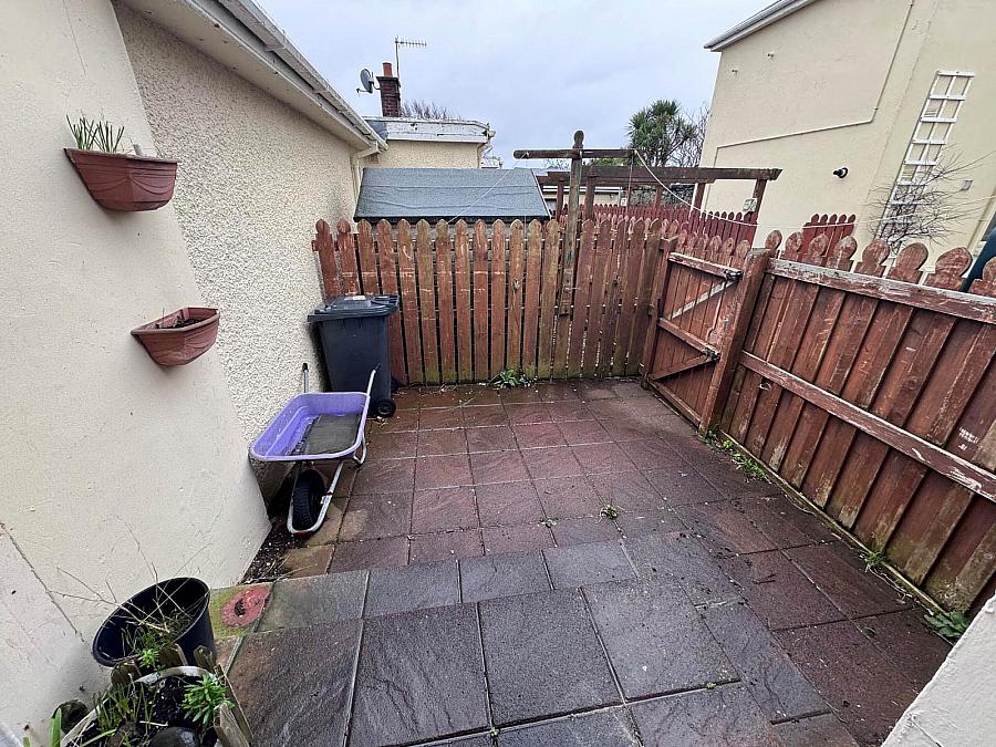 32 Chaine Memorial Road