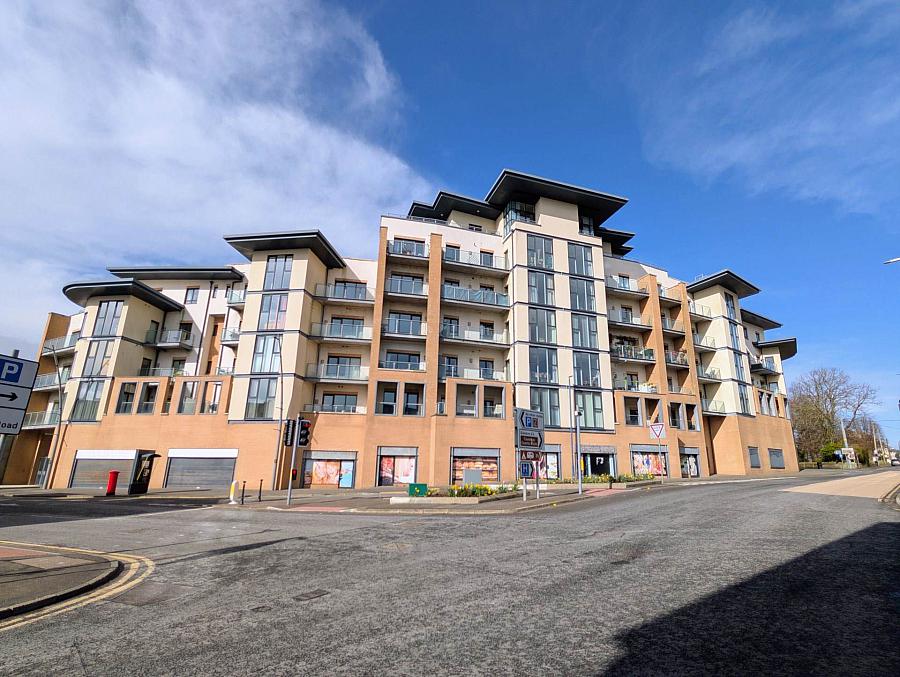 Apt 25 Laharna Buildings Main Street, Larne, BT40 1RG