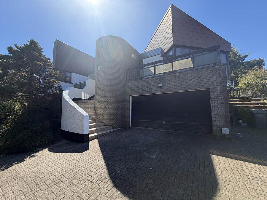 3 Whinfield, Larne, BT40 2LD