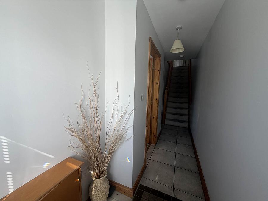 16 Spring Hill