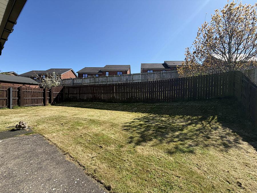 3 Walnut Close