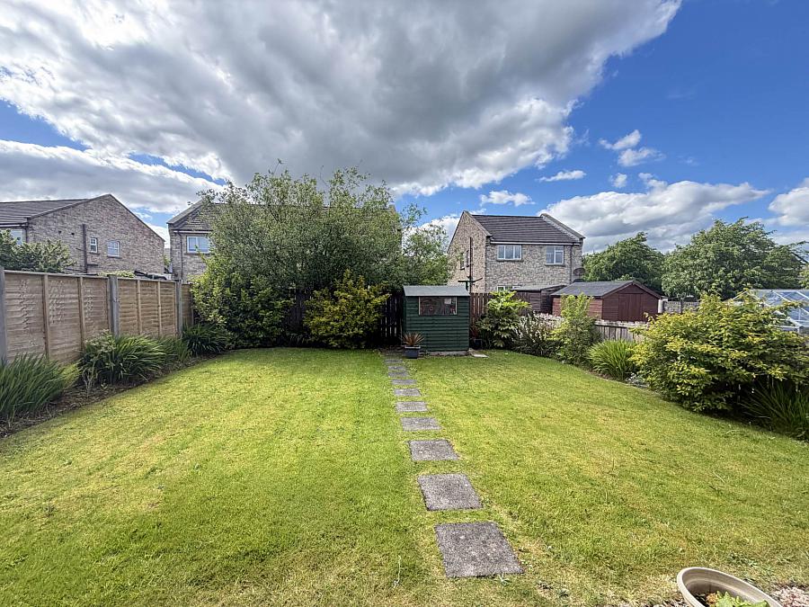 9 Walnut Close