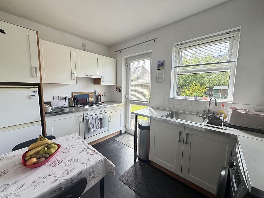 9 Walnut Close