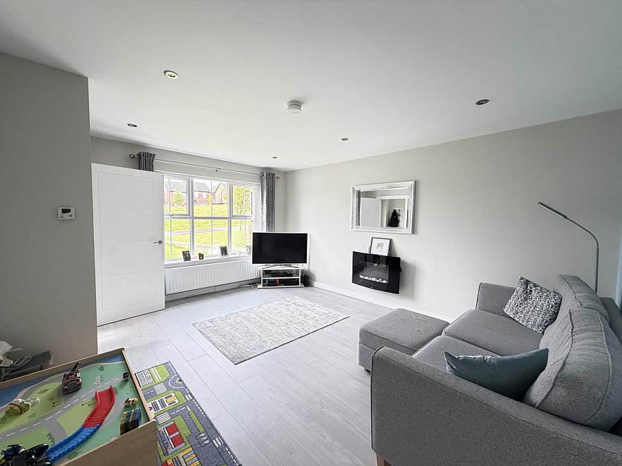 2 Porter Green Way