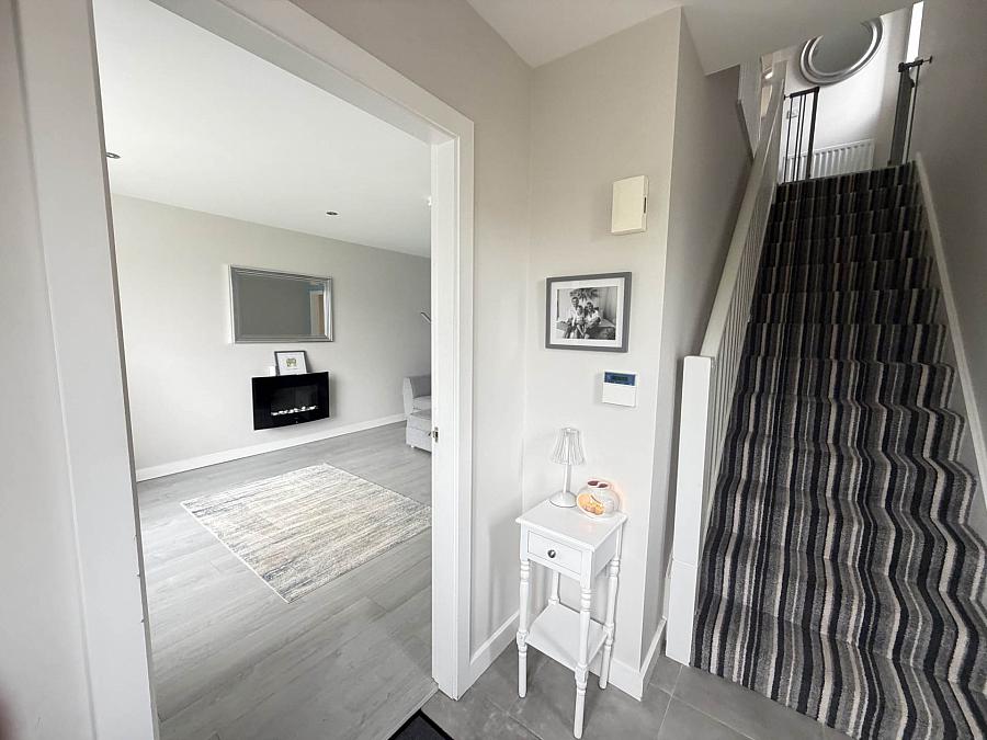 2 Porter Green Way