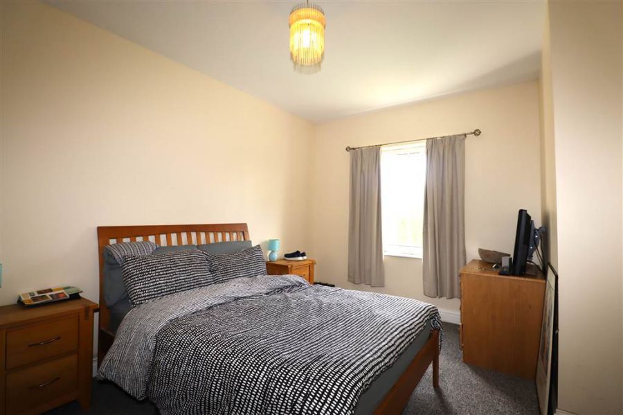 34 Glenmore Place