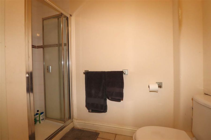 34 Glenmore Place