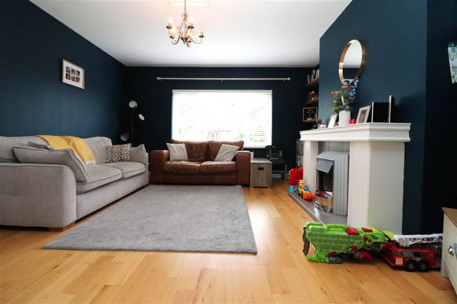 3 Hilden Court