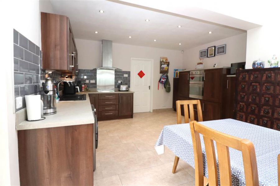 3 Hilden Court