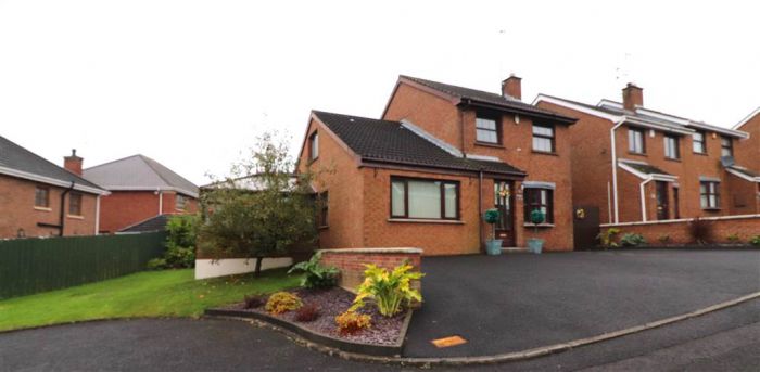 35 Glenwood Court, glenavy road, lisburn, BT28 3UD