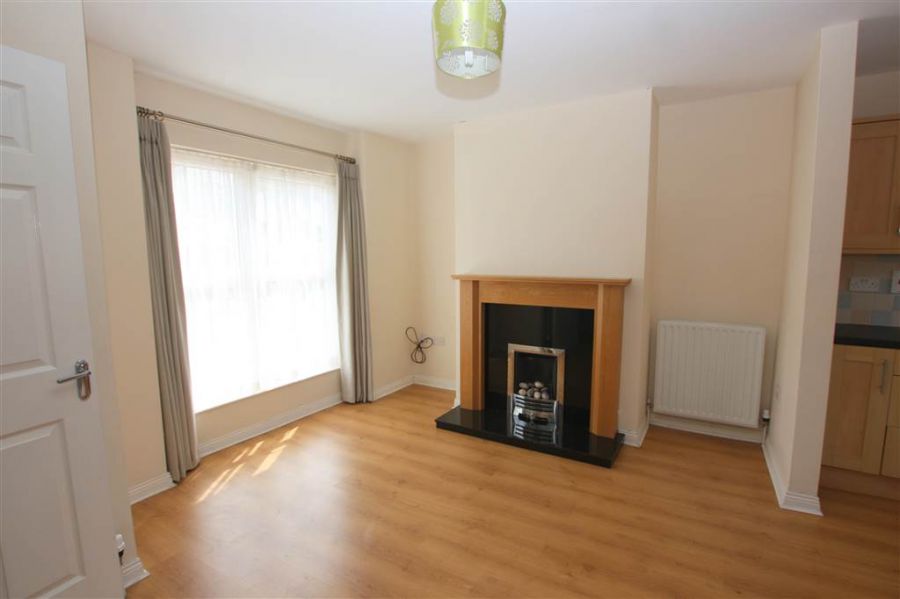 4 Warren Garden Mews