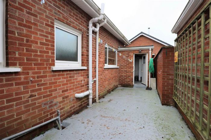 12 Sepon Park 12 Sepon Park