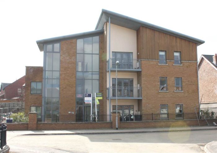 122 The Rose Garden, Apartment 5, Dunmurry, BT17 9GY