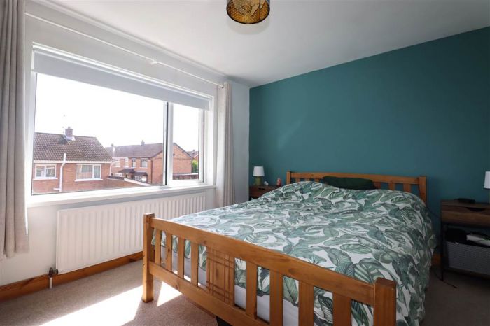 12 Fernbank