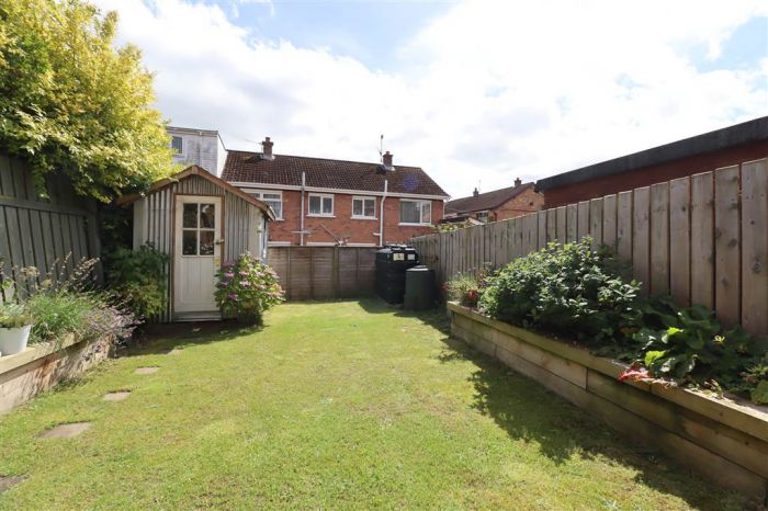 12 Fernbank