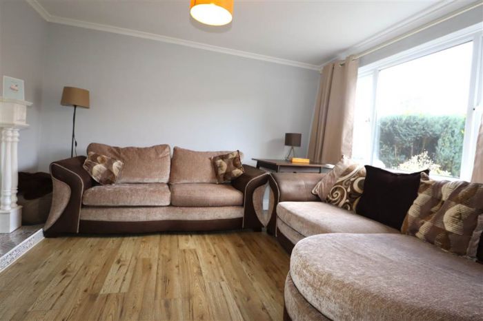 12 Fernbank