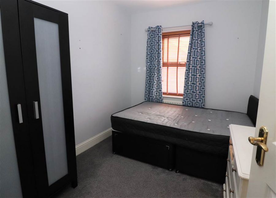 20B Hillsborough Road