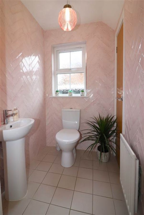 84 Wellington Park Drive