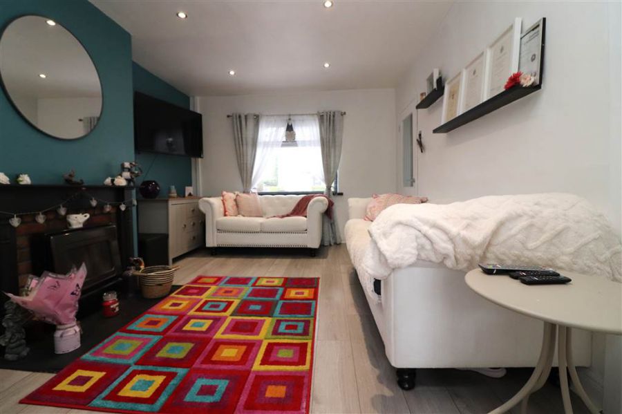 19 Hillsborough Old Road