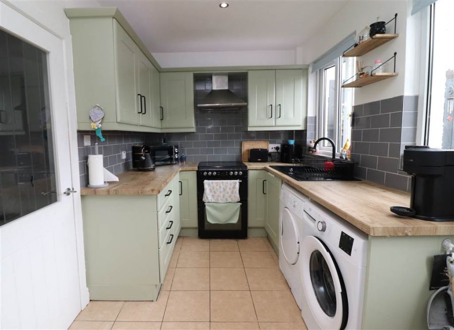 19 Hillsborough Old Road