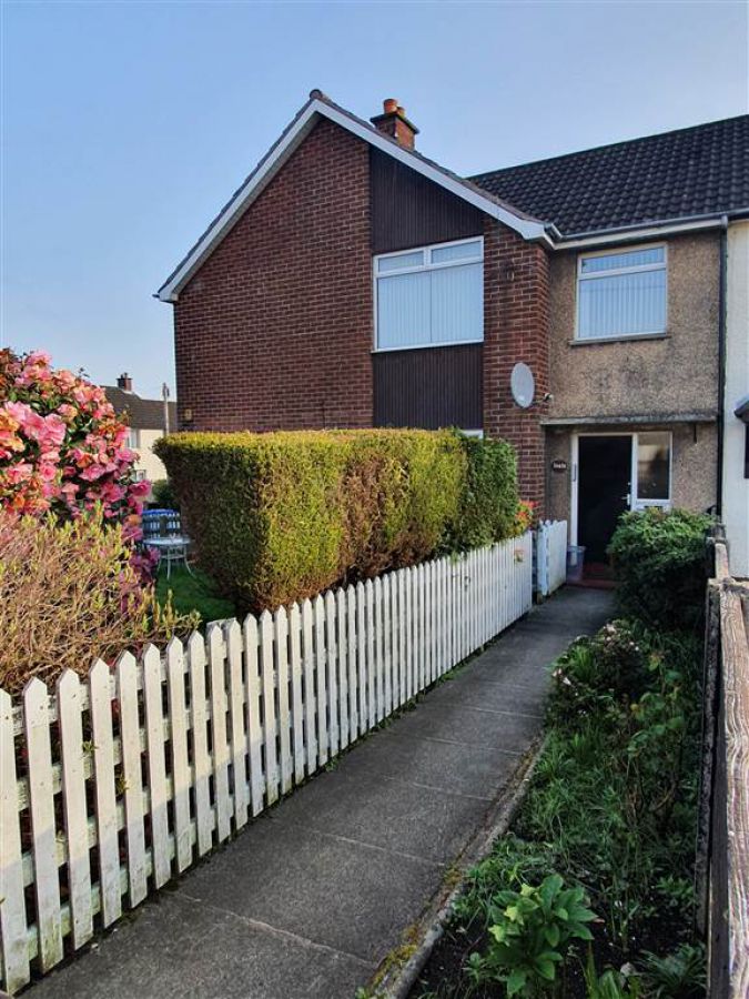 1b Linden Walk