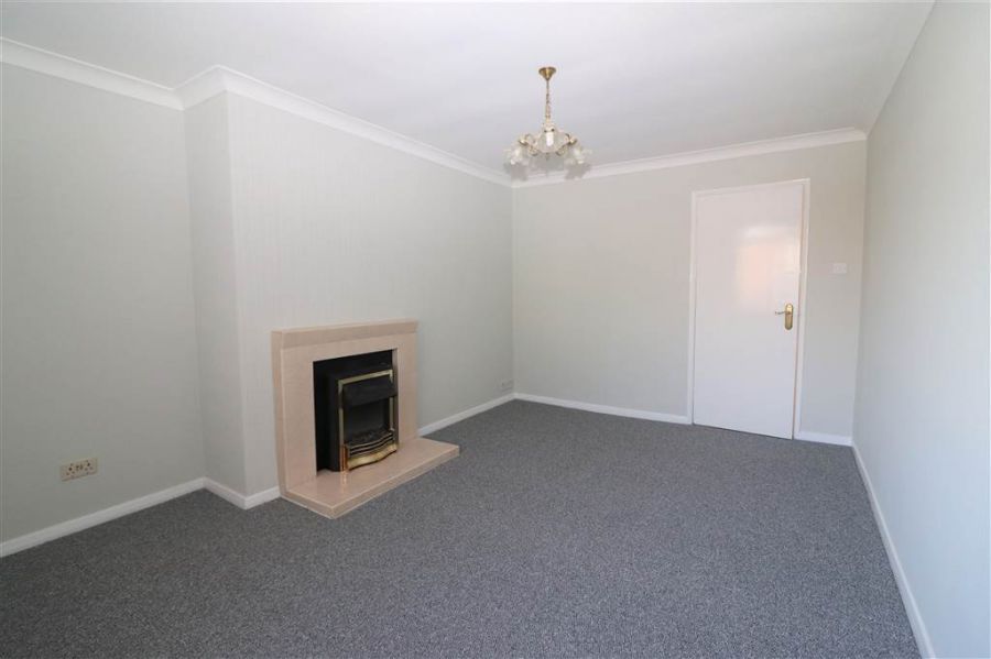 1b Linden Walk