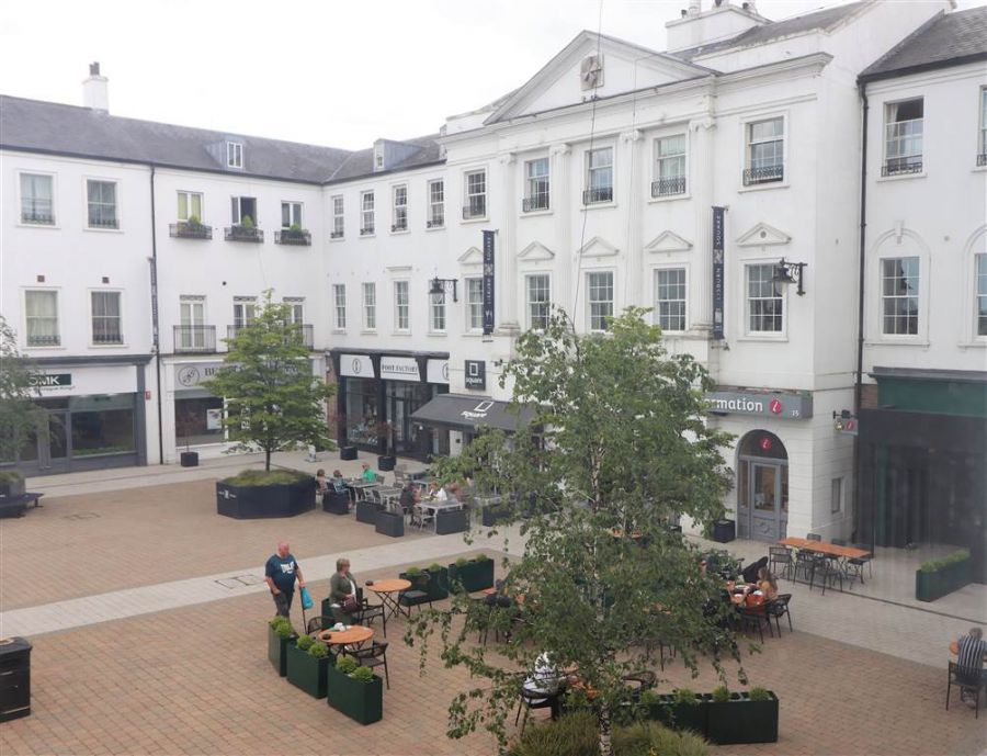 39 Lisburn Square