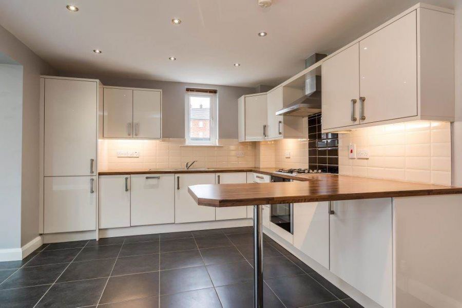 9 Holstein Crescent