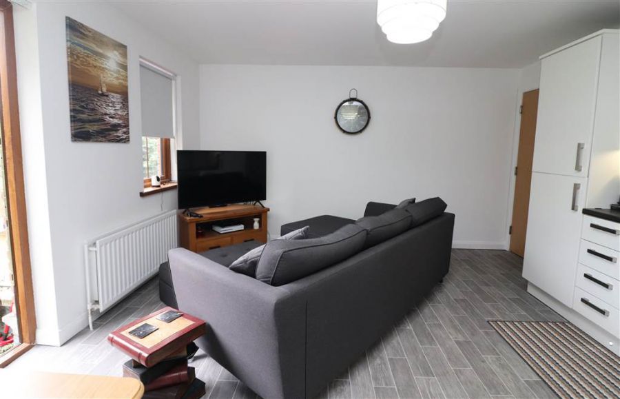 8 Lagan Ville Court